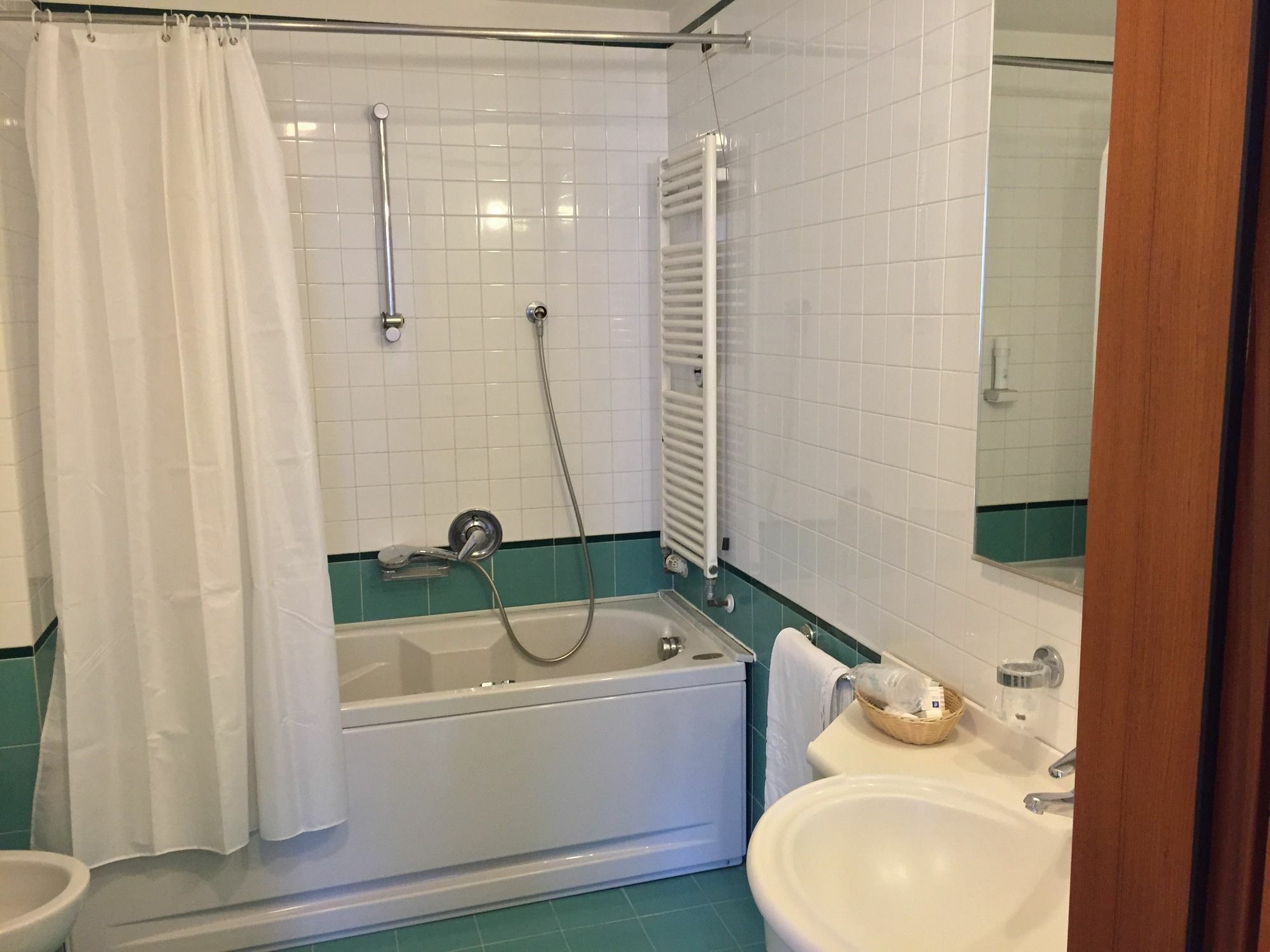 Hotel Le Roi Варацце Экстерьер фото